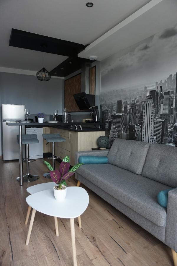 Appart Chic & Moderne Avec Balcon La Roche-sur-Yon Dış mekan fotoğraf